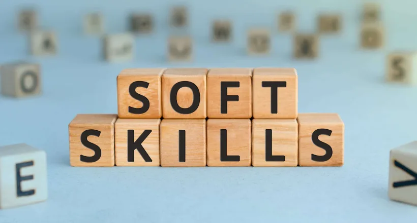 Які soft skills критично важливі в тестуванні і чому