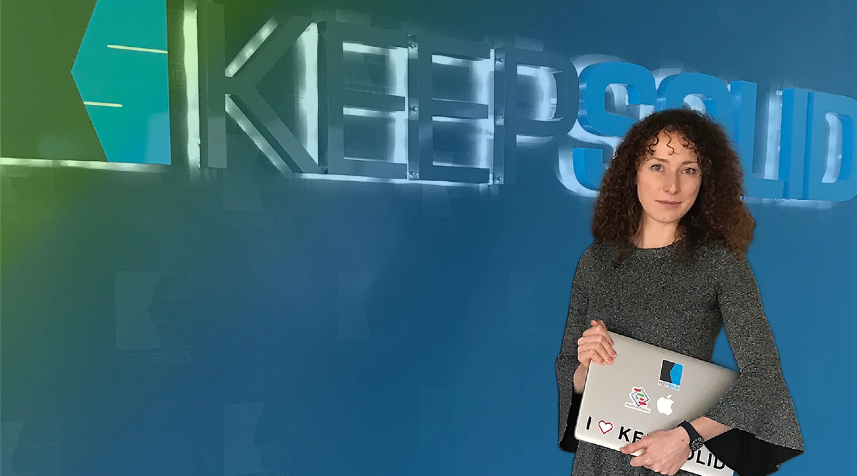 Возможно ли работать в IT-сфере, не умея писать код?