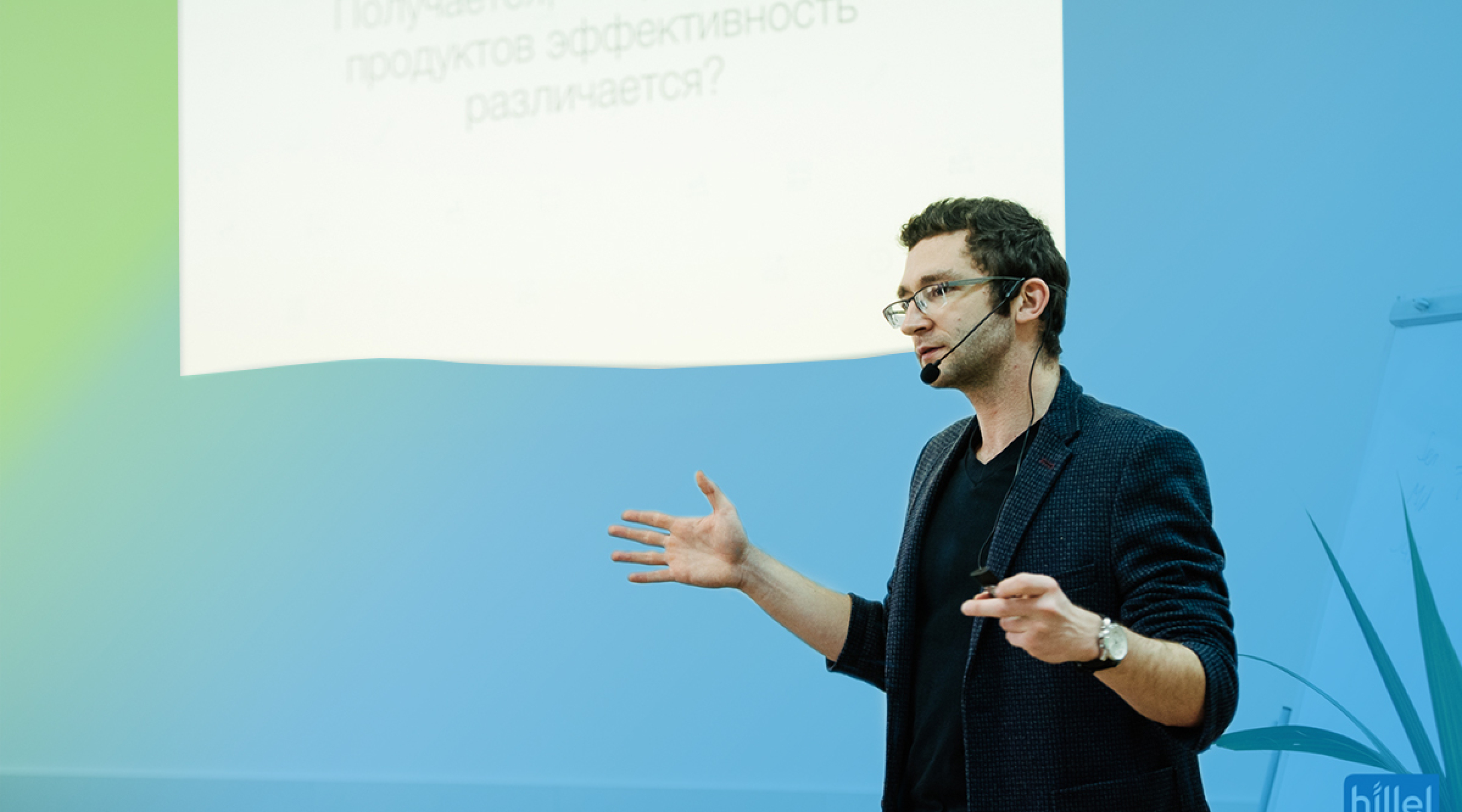 Публичные выступления: лайфхаки, наблюдения и фишки от Александра Олейника