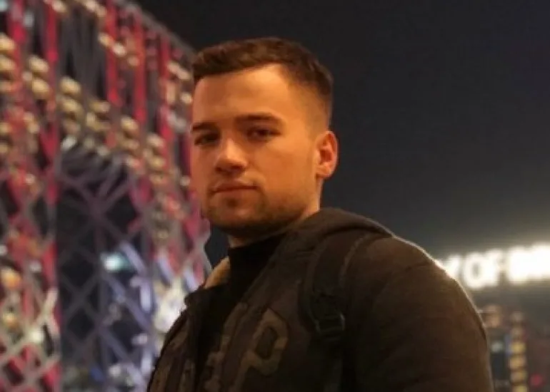 Май 2019. Денис Олянич