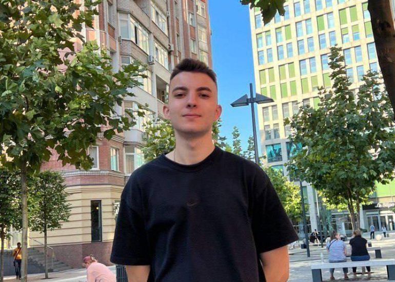 Март 2025. Кирилл Красножон