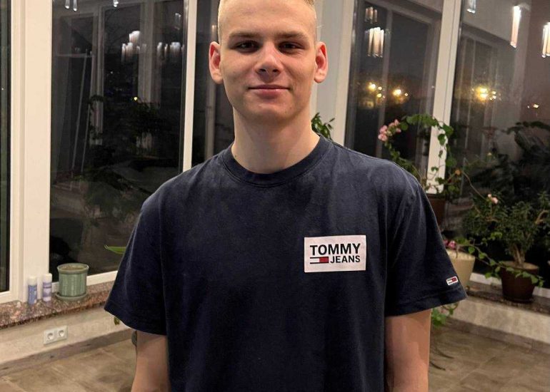 Червень 2022. Павло Хвалюк