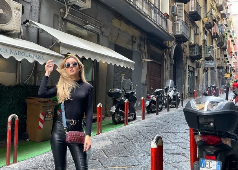 Октябрь 2022. Яна Сачко