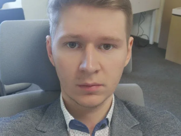 Максим Безуглий