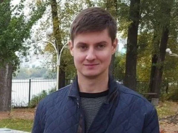 Владислав Иванов