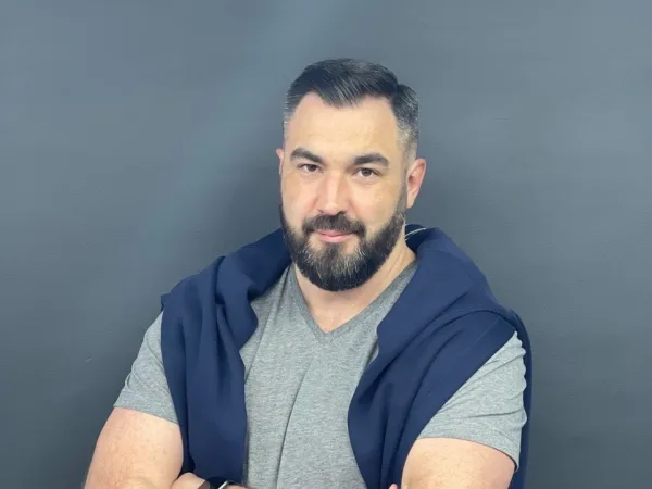 Александр Лущенко