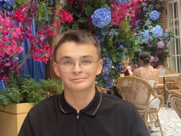 Максим Дроздовский