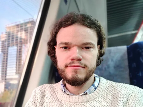 Николай Попов