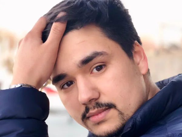 Богдан Попович